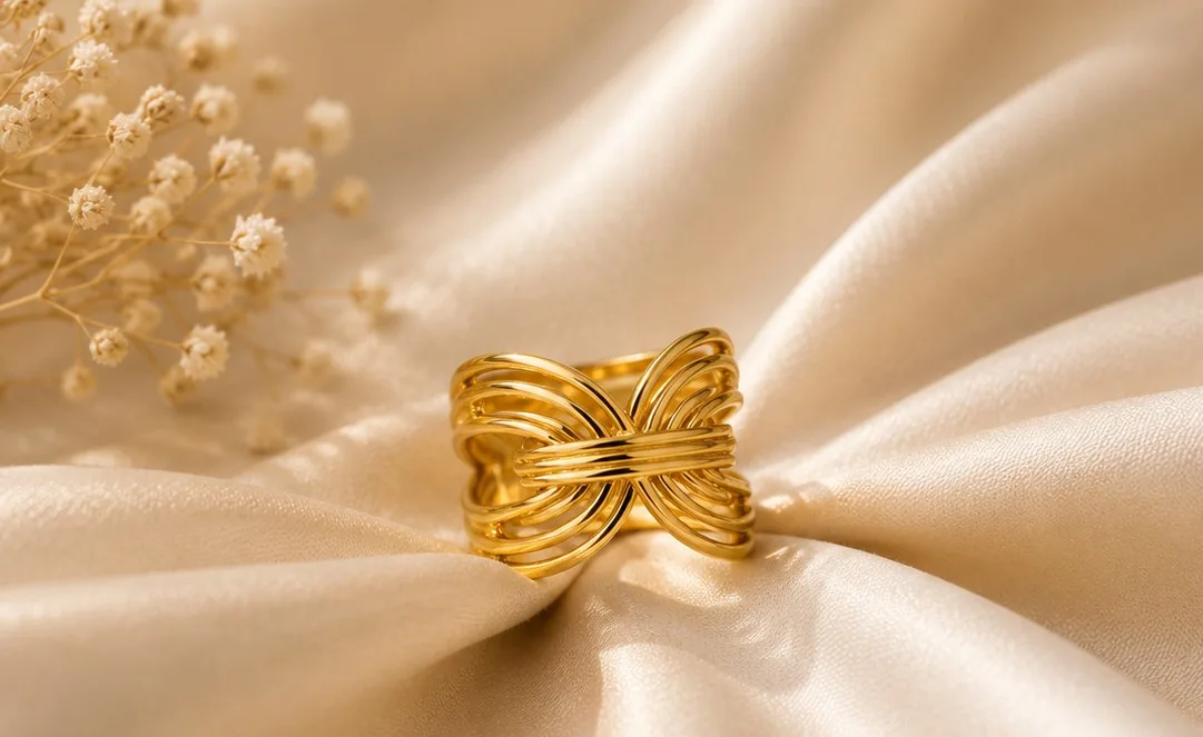 Golden Fluid Wave Ring