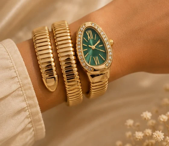 Serpentine Chain Gold Watch